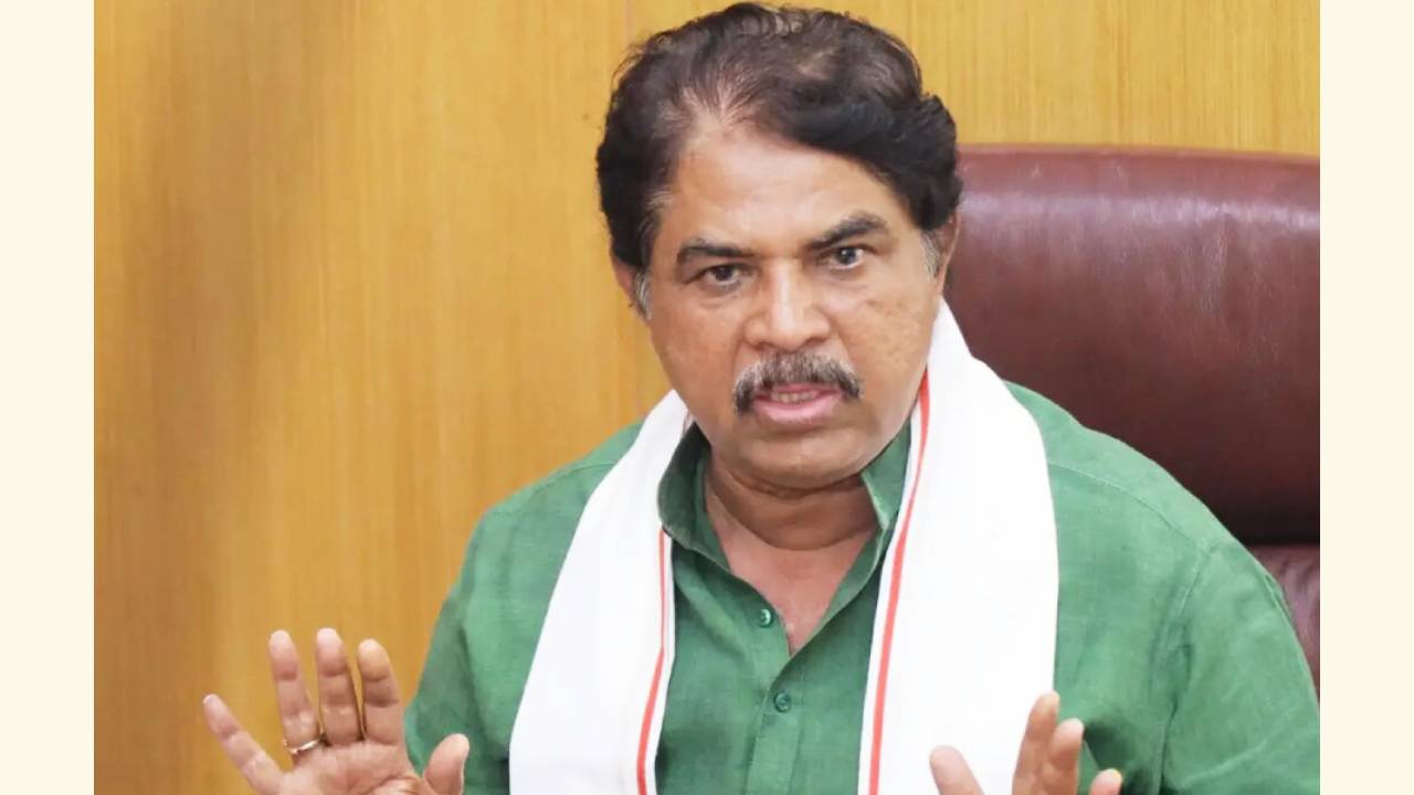 Strategy to Drown DK Shivakumar in the Ganges: R. Ashok's Criticism ...